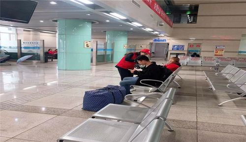 靈石縣汽車站開展“不忘初心、牢記使命”主題教育志愿服務(wù)活動(dòng)